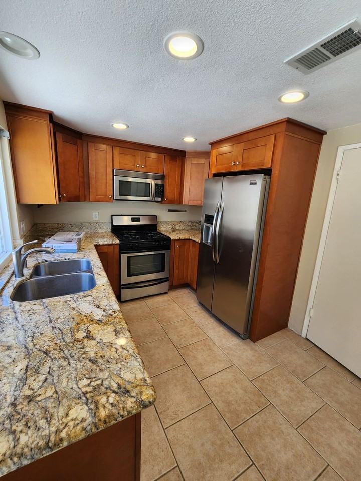 12845 War Horse St - Photo 6 of 19