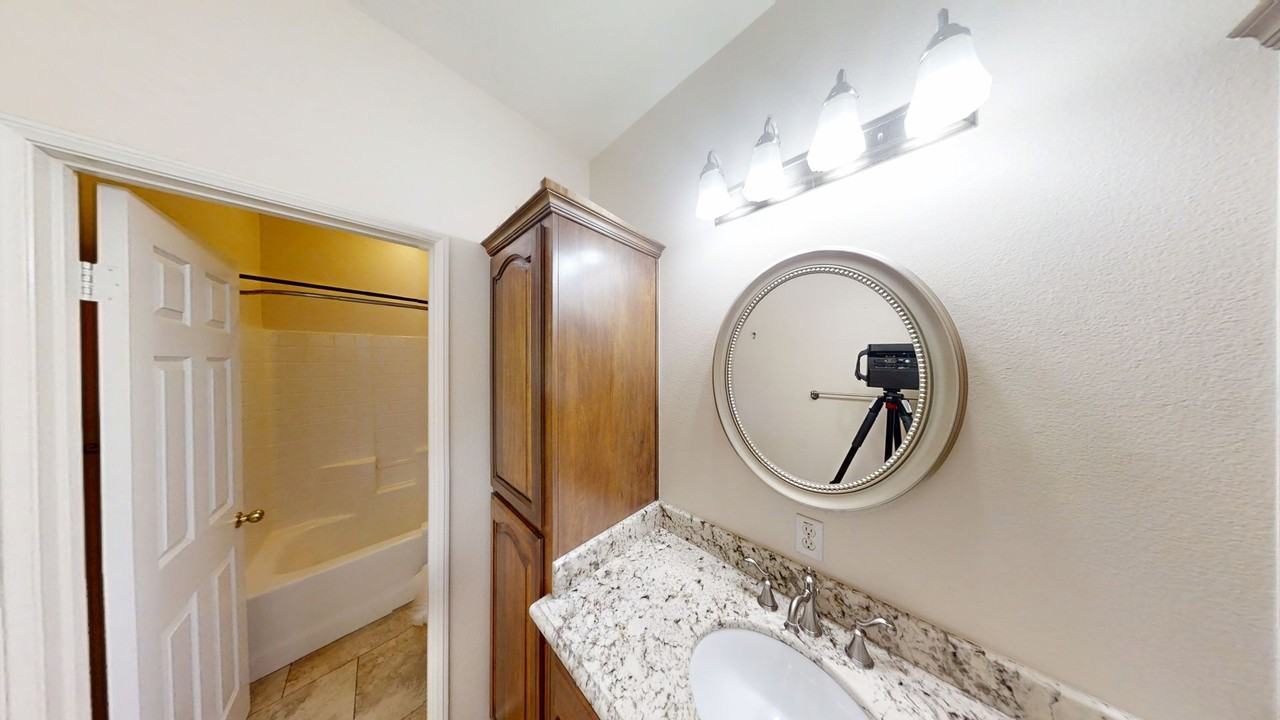 34400 Glenwood Dr - Photo 7 of 12