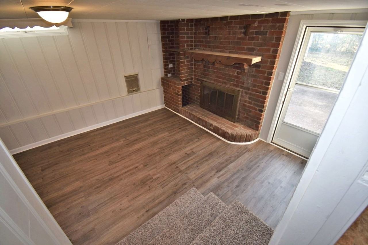 907 Dogwood Dr - Photo 4 of 18