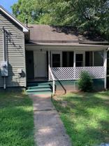 202 Magnolia St - Photo 1 of 1