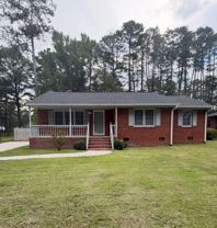 1904 Windsor Dr - Photo 1 of 1