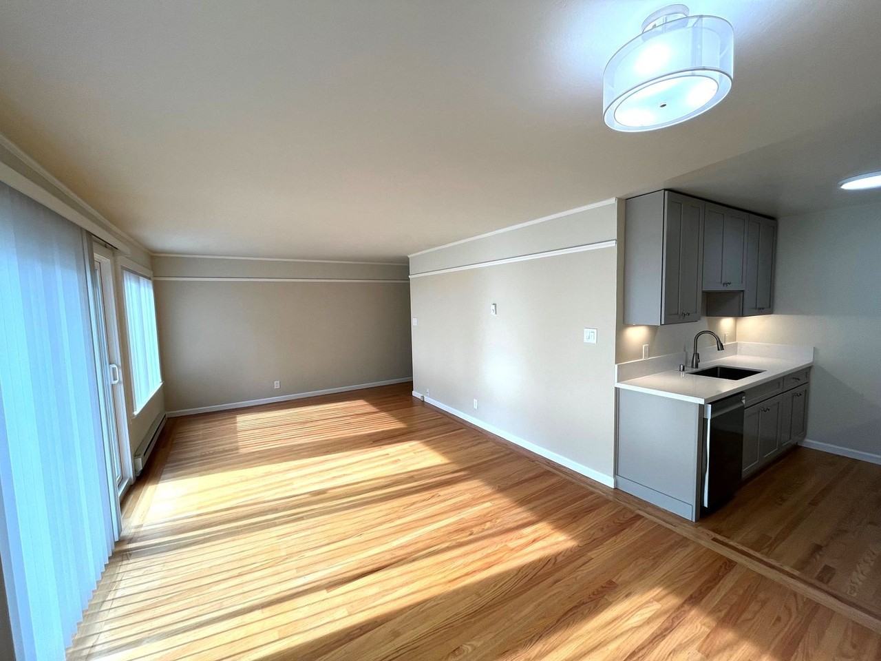 1865 Bush St #105 - Photo 6 of 15