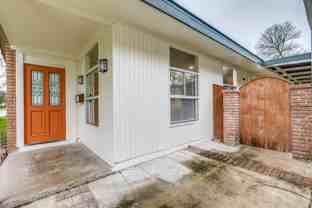 511 E Hathaway Dr - Photo 1 of 1