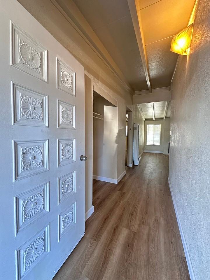 621 Hardy Dr - Photo 2 of 17