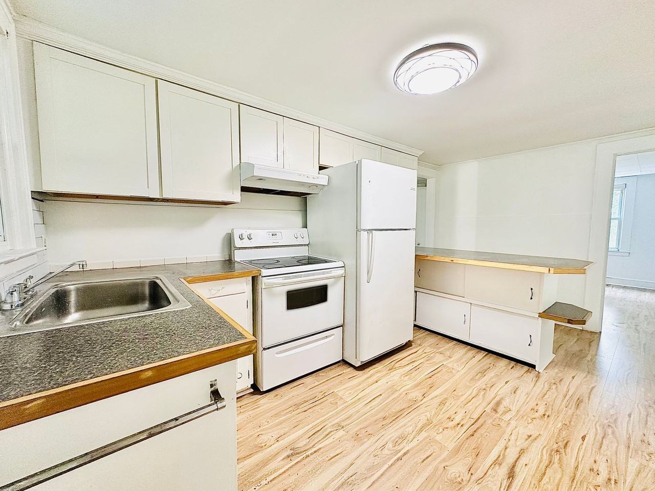 2716 Fawn Ave - Photo 7 of 20