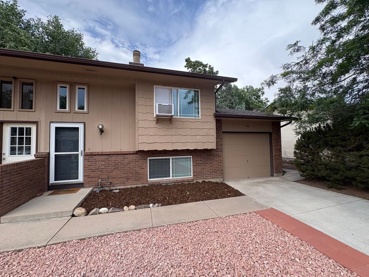 630 46th Avenue Ct - Photo 2 of 37