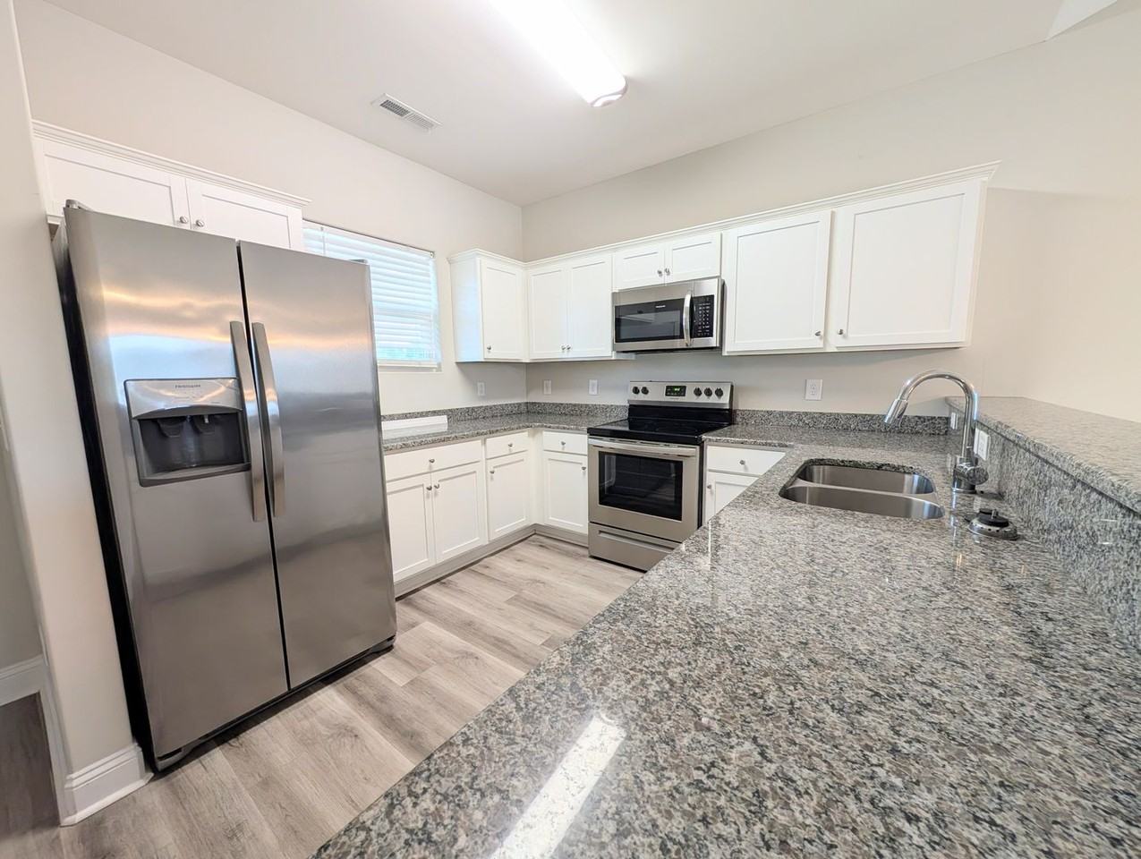 338 Kiskadee Loop #M - Photo 4 of 26