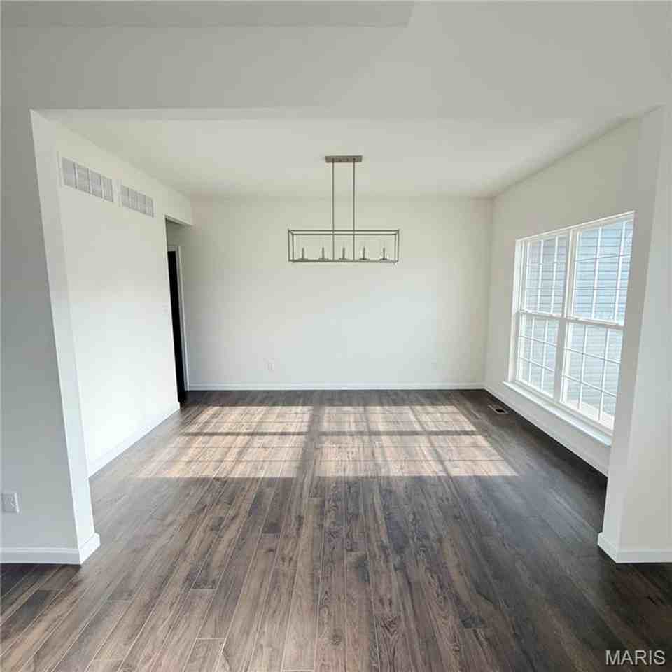 302 Windmill View Ct - Photo 7 of 34