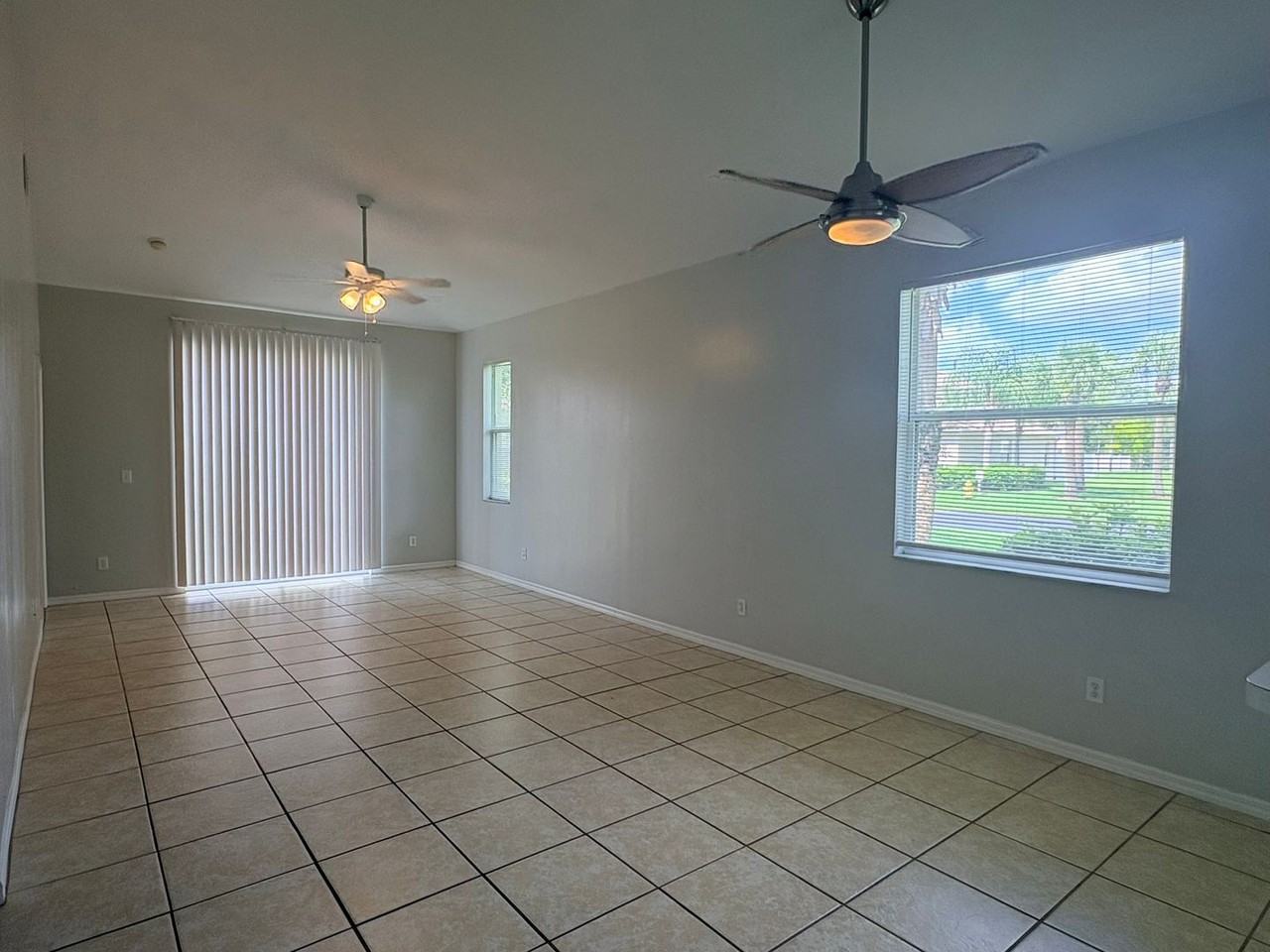 3619 Pine Oak Cir #108 - Photo 3 of 28