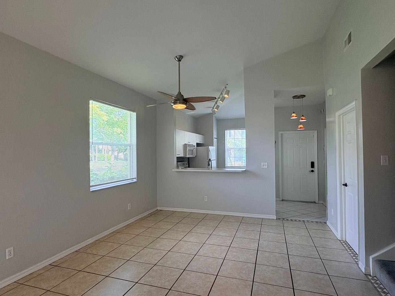 3619 Pine Oak Cir #108 - Photo 5 of 28