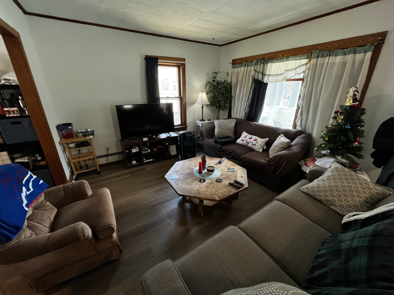 8 Mildred Ave - Photo 7 of 12