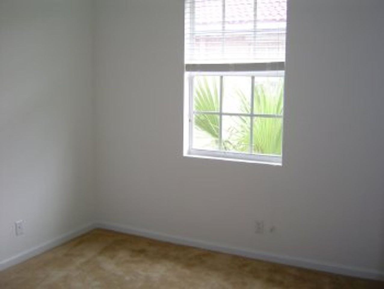 4809 N Wickham Cir - Photo 2 of 8