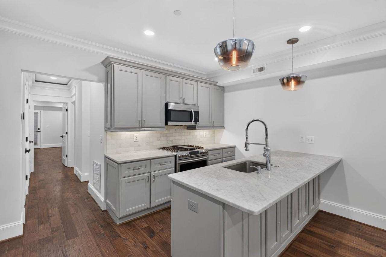 1717 Euclid St Nw #1 - Photo 7 of 30