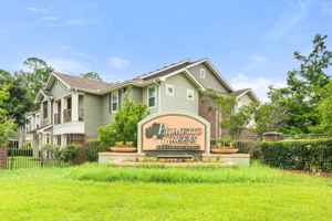 featured image of 900 Emerald Forest Blvd