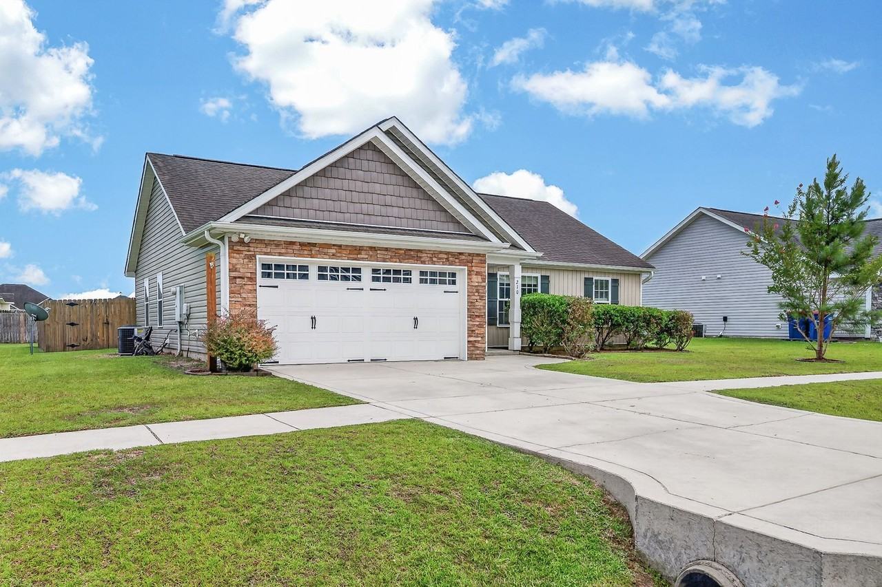 210 Riverstone Ct - Photo 2 of 25
