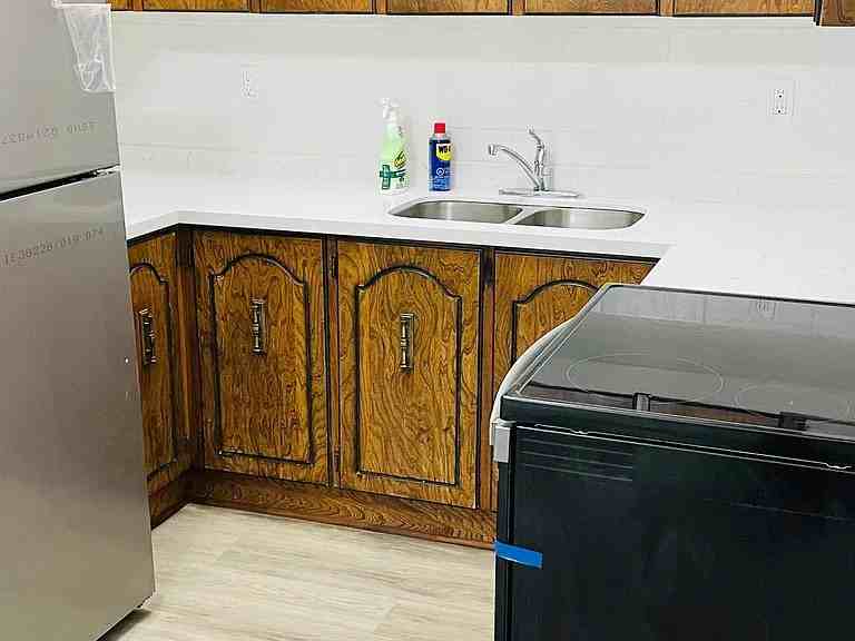 73 Roncesvalles Ave #2 - Photo 2 of 17