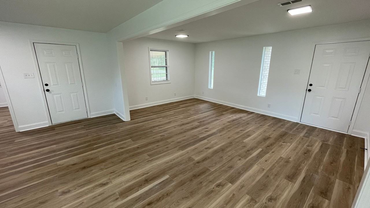 1509 Madden Rd - Photo 6 of 16