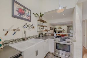 featured image of 3015 Edison Ct