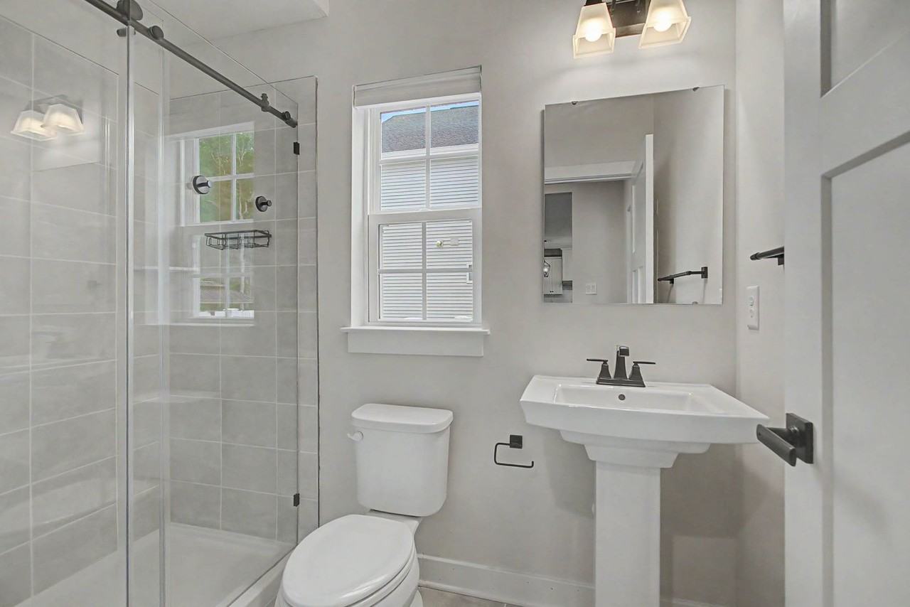239 Darden Dr - Photo 5 of 14
