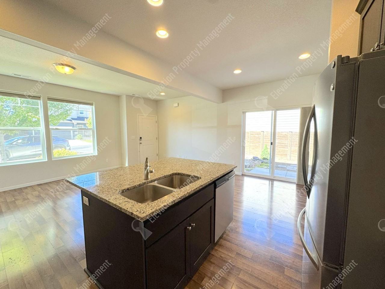 20570 Se Cameron Ave - Photo 5 of 13
