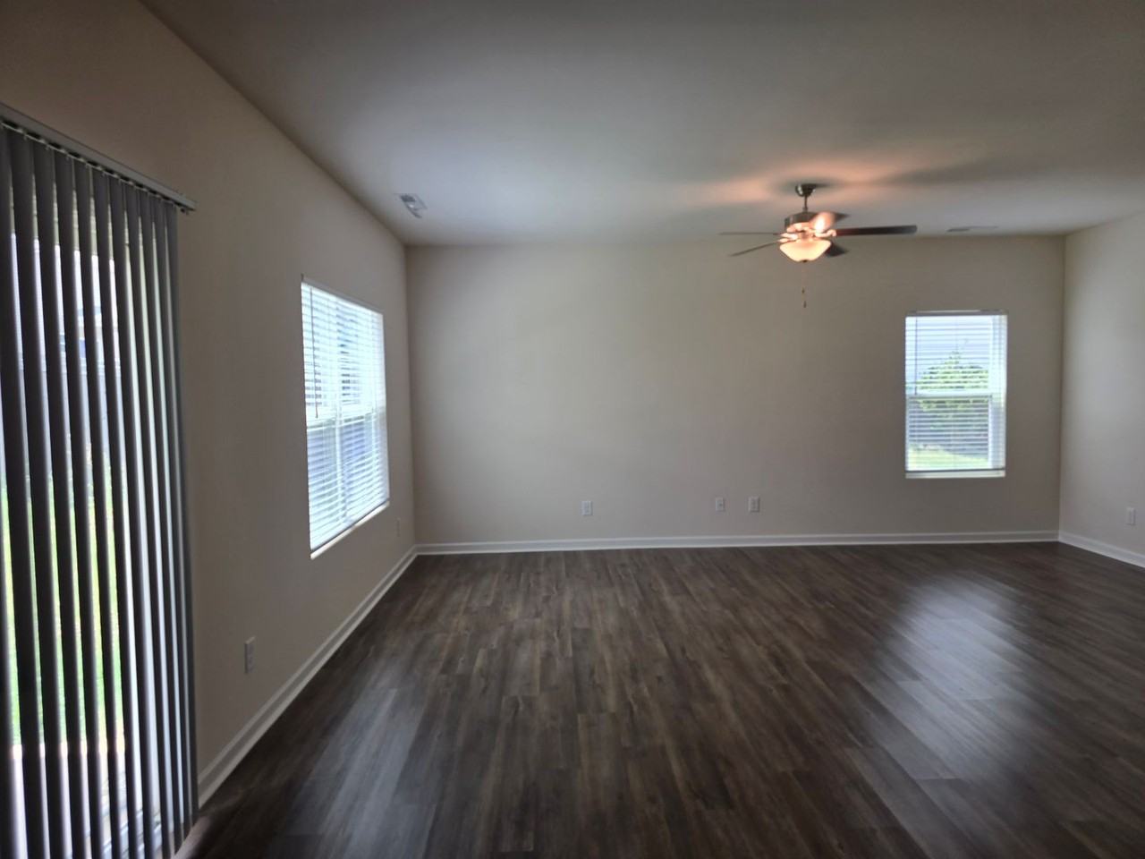 76 Saddle Oaks Ln - Photo 4 of 28