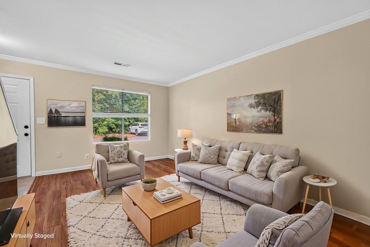 6239 Lucille Dr - Photo 7 of 27