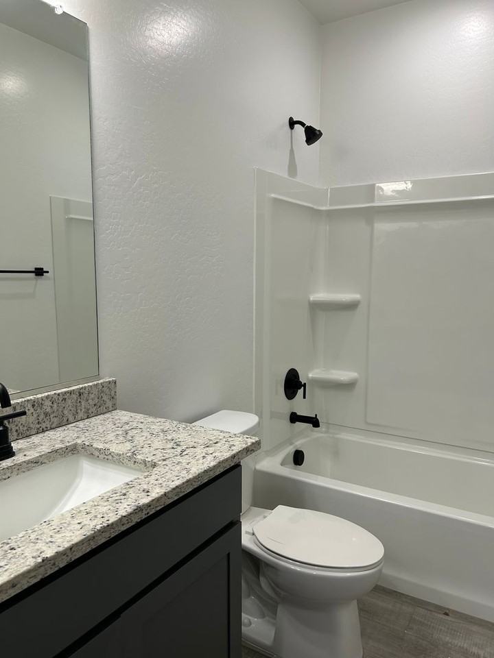 18021 W Avenida Del Sol - Photo 3 of 23