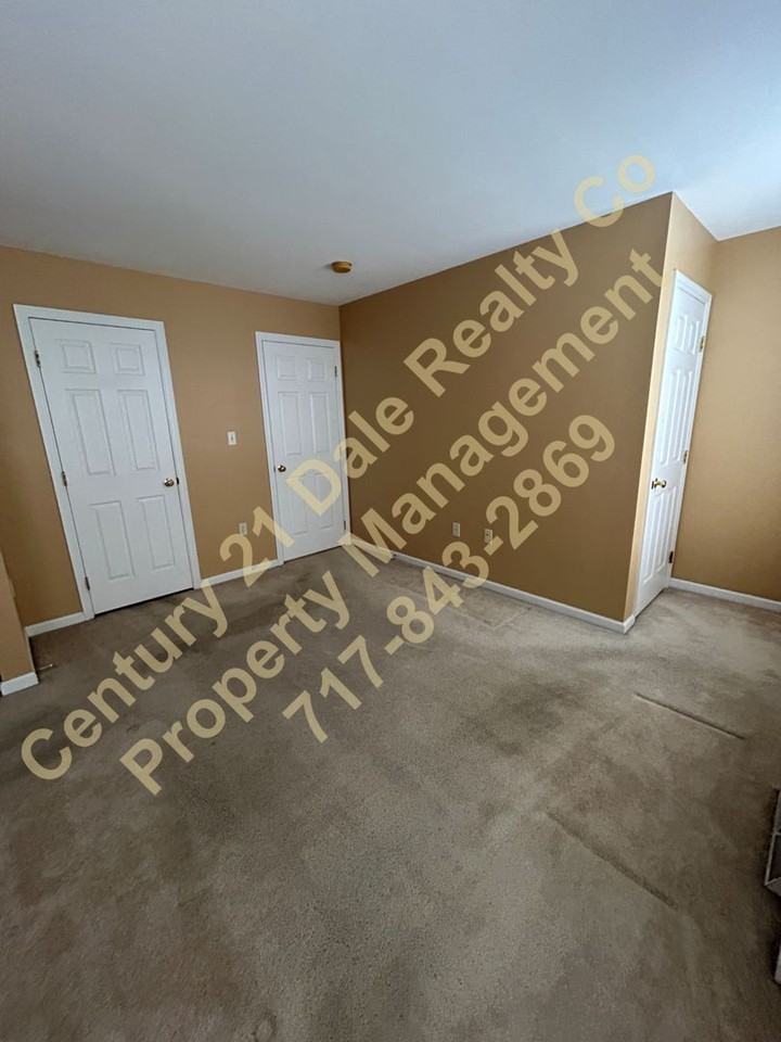 50 Stonecrop Ln - Photo 7 of 14