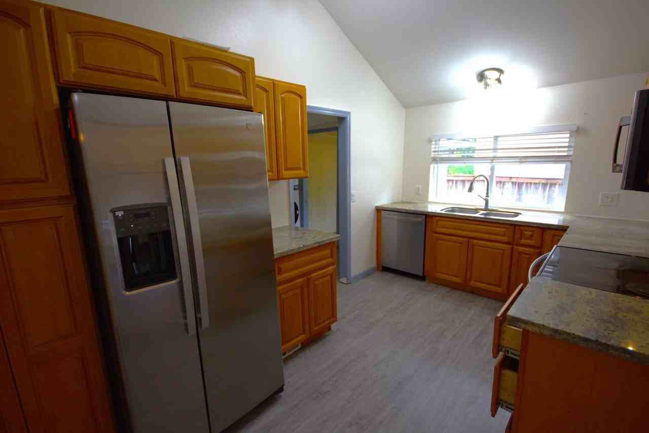 12922 2nd Ave Sw - Photo 3 of 15