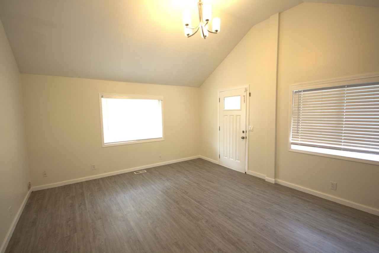 12922 2nd Ave Sw - Photo 4 of 15