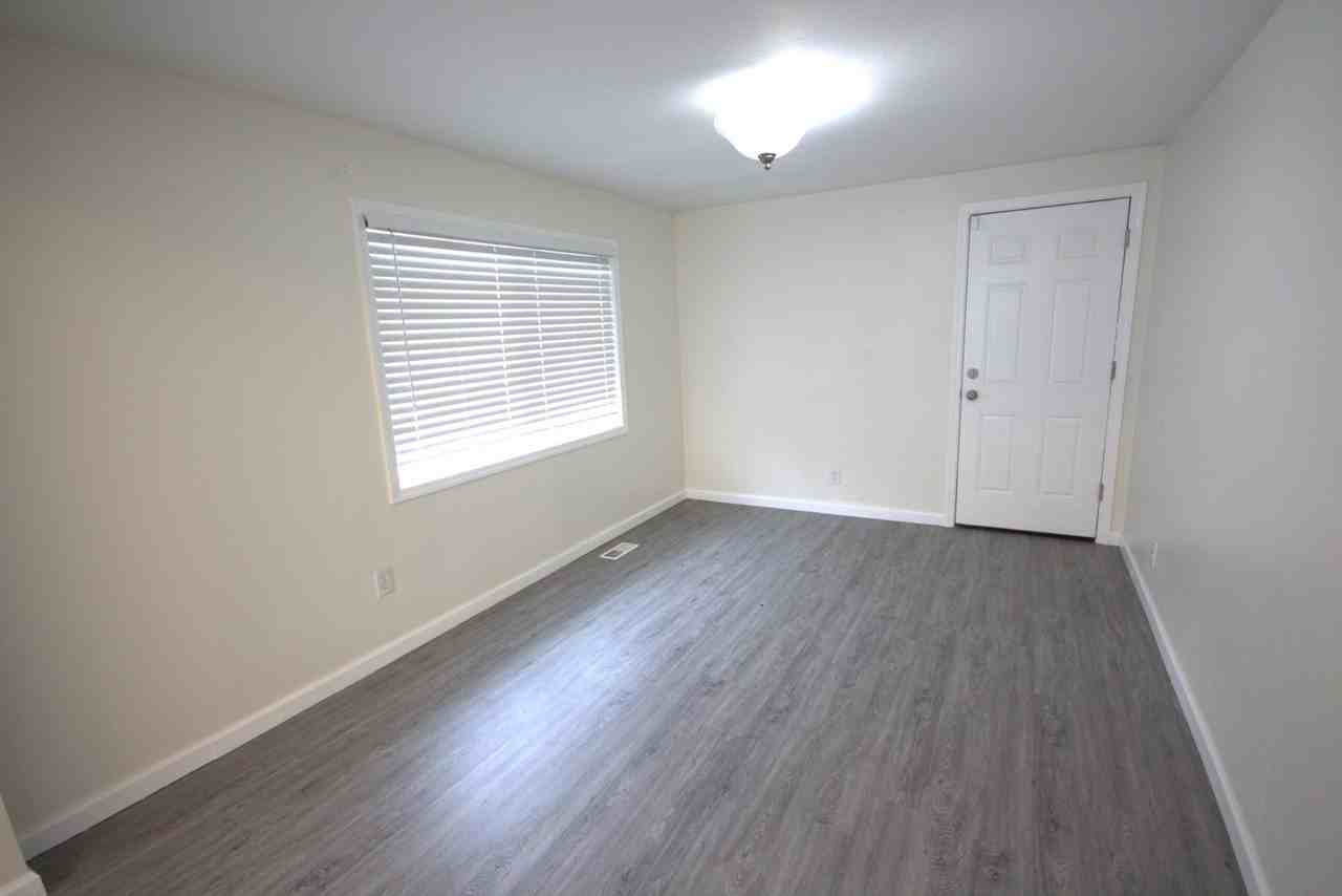 12922 2nd Ave Sw - Photo 7 of 15