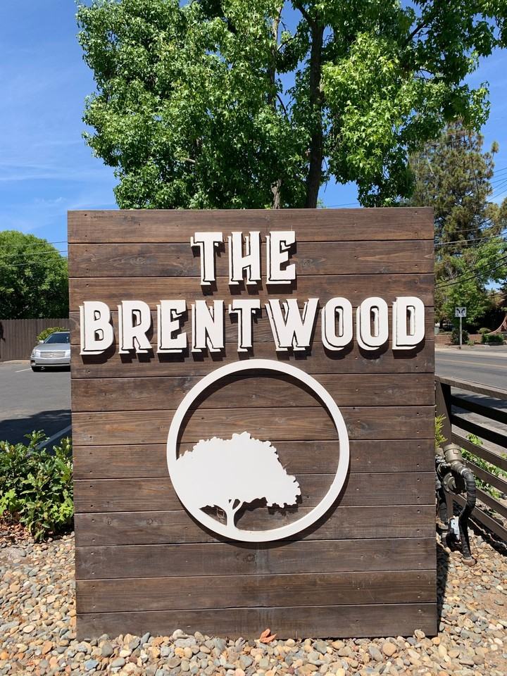The Brentwood Apartments - Photo 4 of 23
