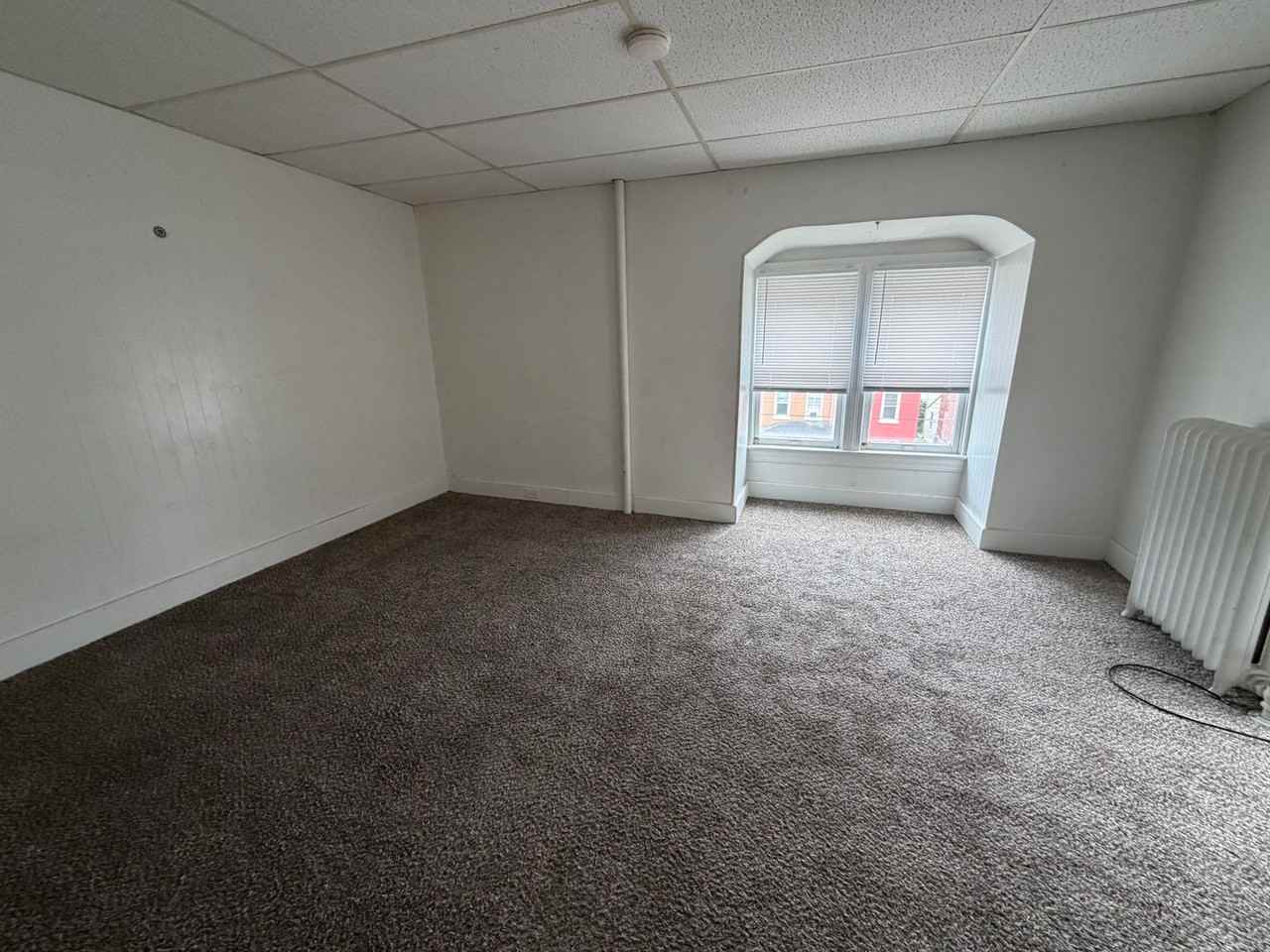 827 E Prospect St - Photo 4 of 13