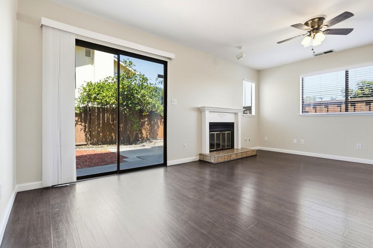 498-B Beck St - Photo 7 of 21