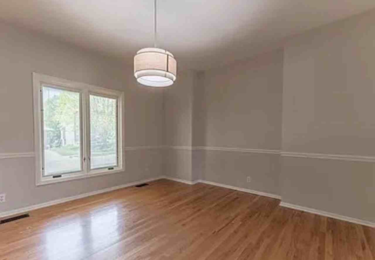 1723 N 171st St - Photo 5 of 18