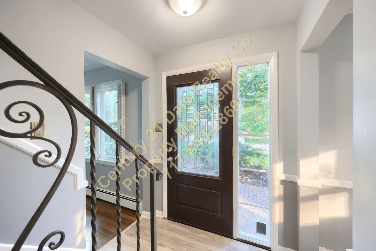 428 Blue Ridge Dr - Photo 3 of 31