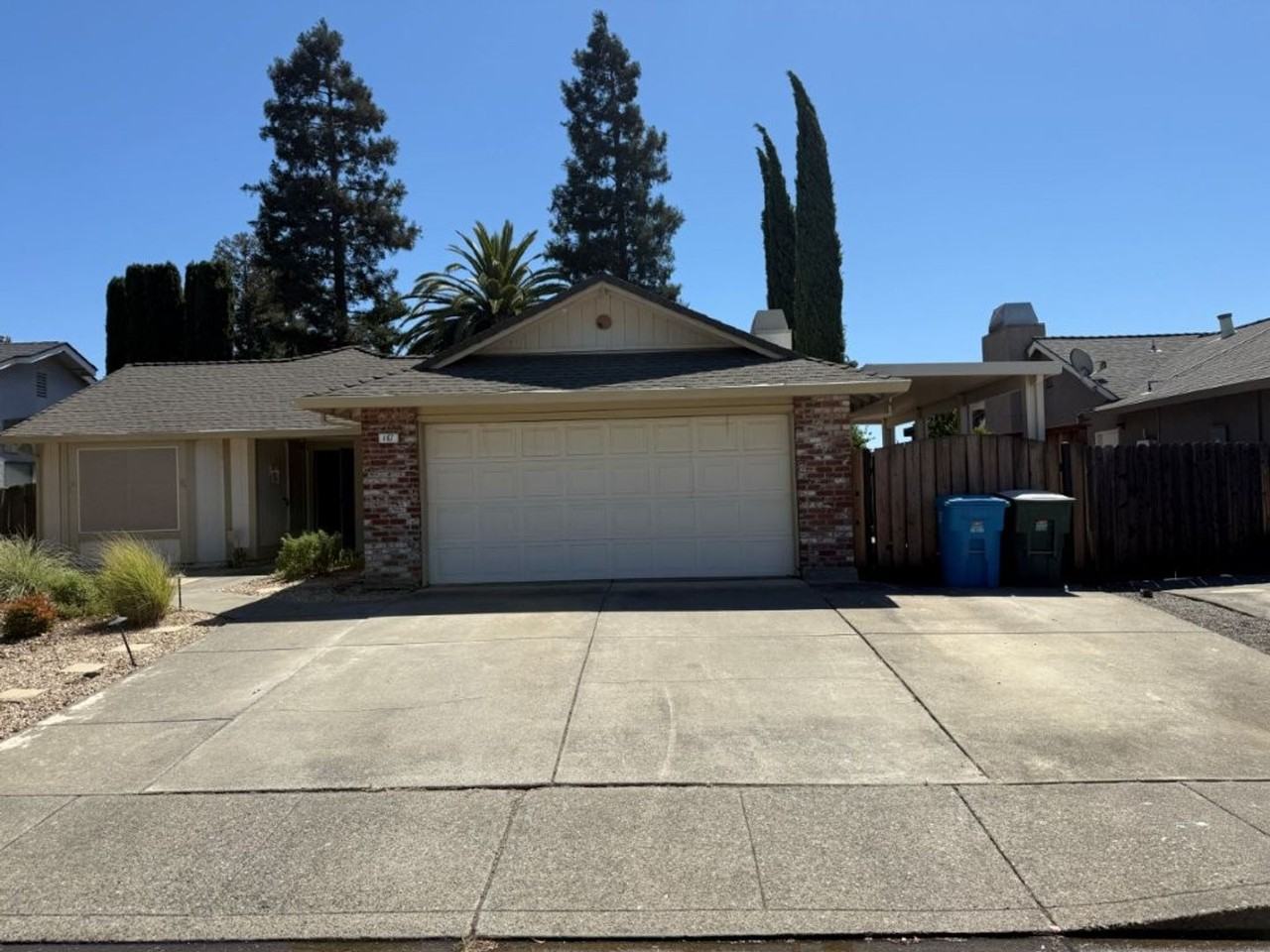 467 Lupine Cir - Photo 4 of 50