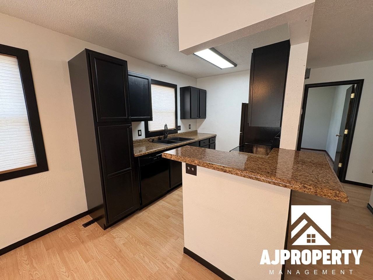 422 S Lincoln Ave - Photo 5 of 26
