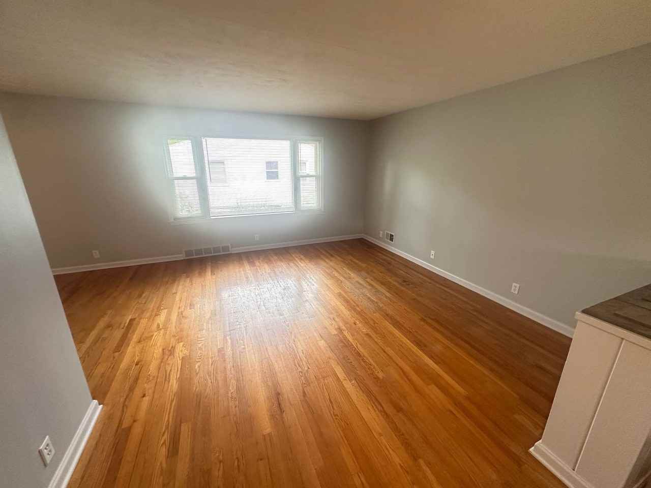 4528 N 81st St - Photo 5 of 22