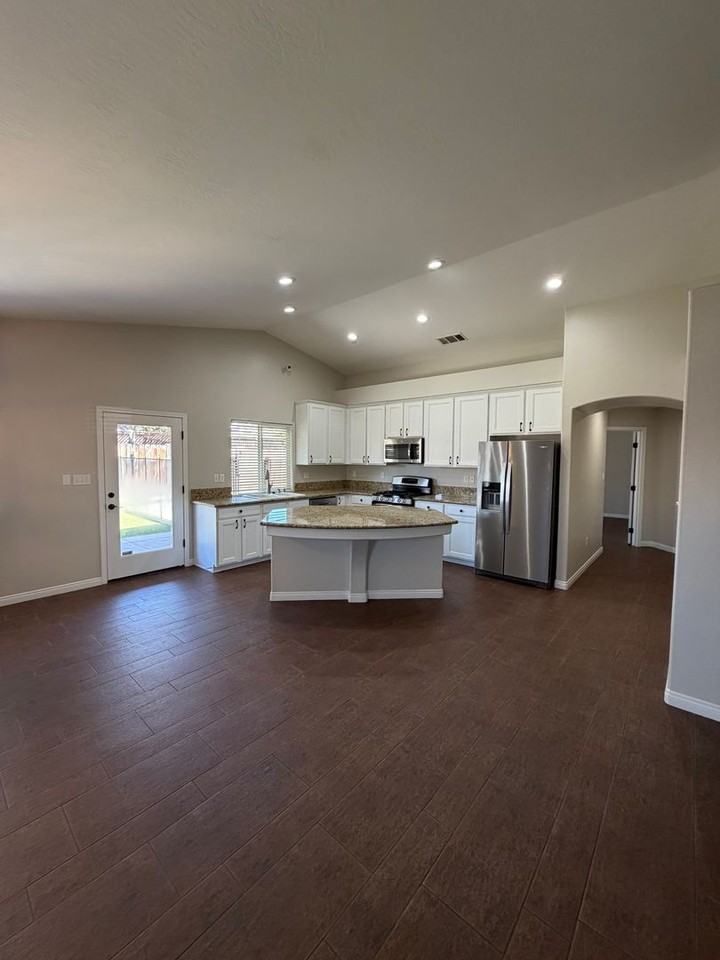 13214 Yampa River St - Photo 5 of 29