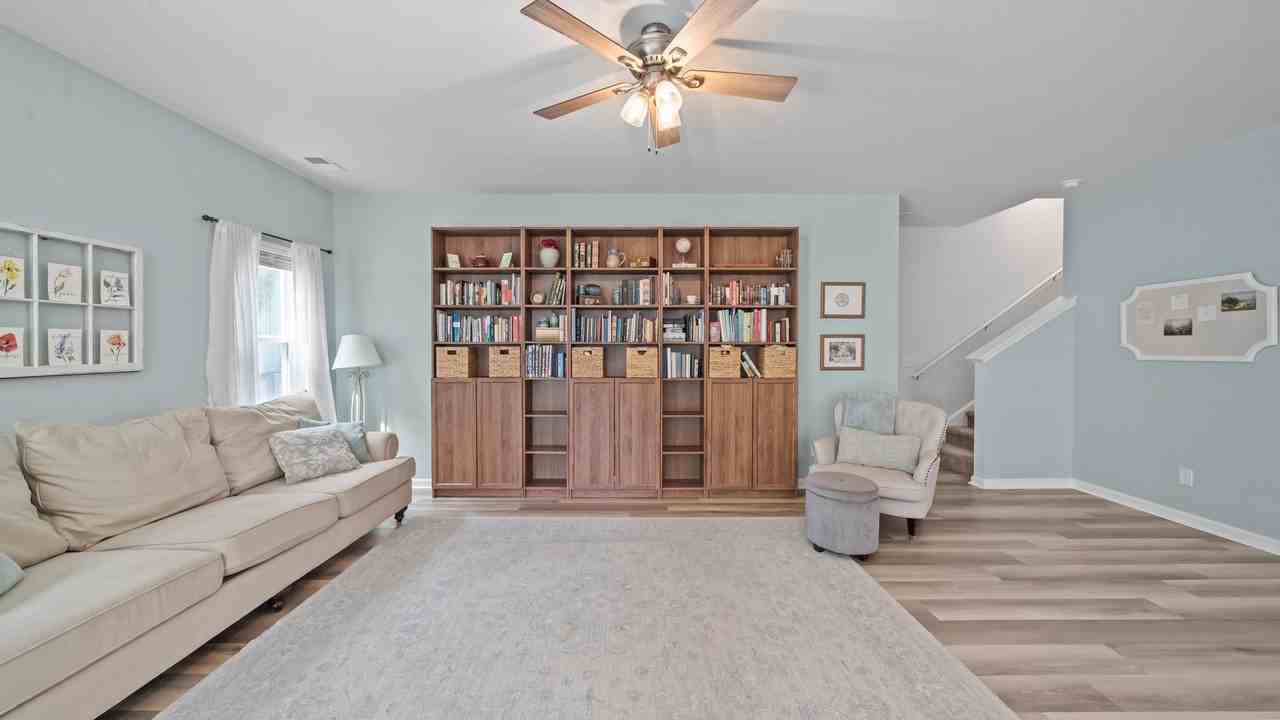 1431 Waybridge Way - Photo 7 of 50