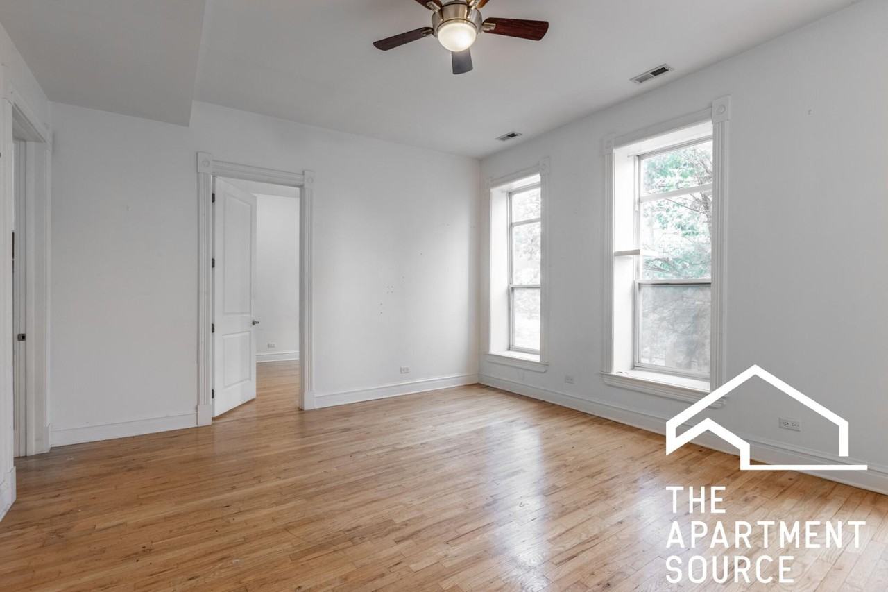 1659 S Throop St #2E - Photo 7 of 22