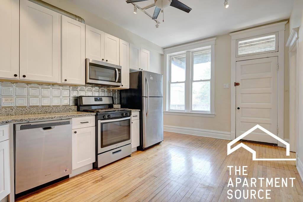 2241 W 21st St #2 - Photo 2 of 37