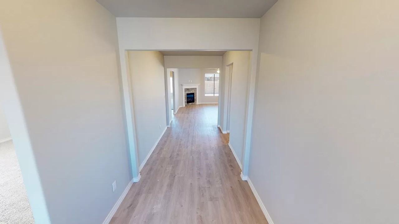 5803 Waverly Ave - Photo 5 of 23