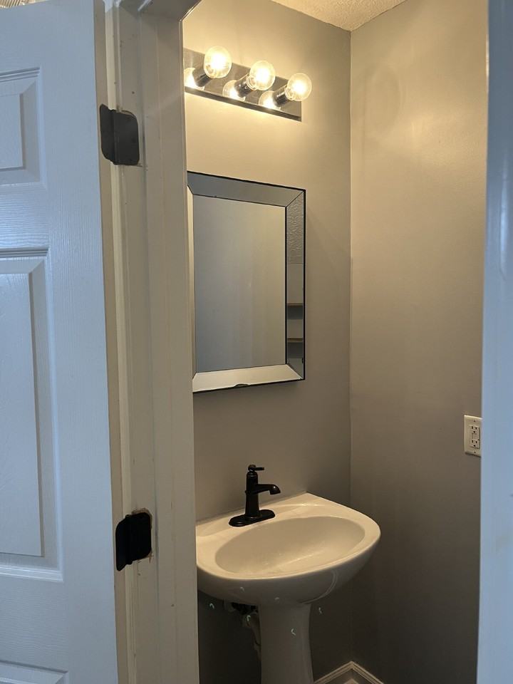1515 Bridgecrest Dr #120 - Photo 6 of 30