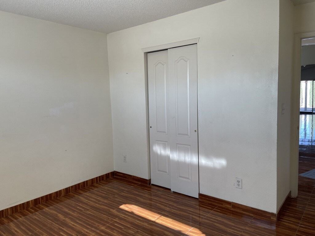 3057 Manny Aguilera Dr - Photo 5 of 32