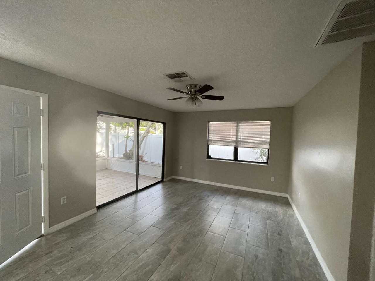323 W Belmar St - Photo 2 of 8