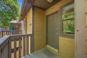 featured image of 6170 Willow Ln