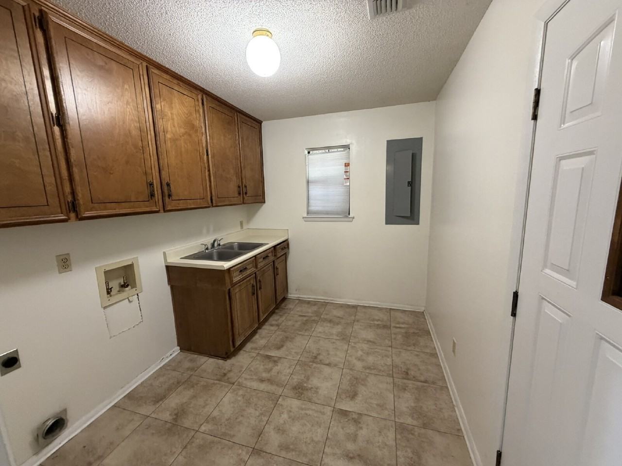 307 Kuwe Trl - Photo 6 of 15