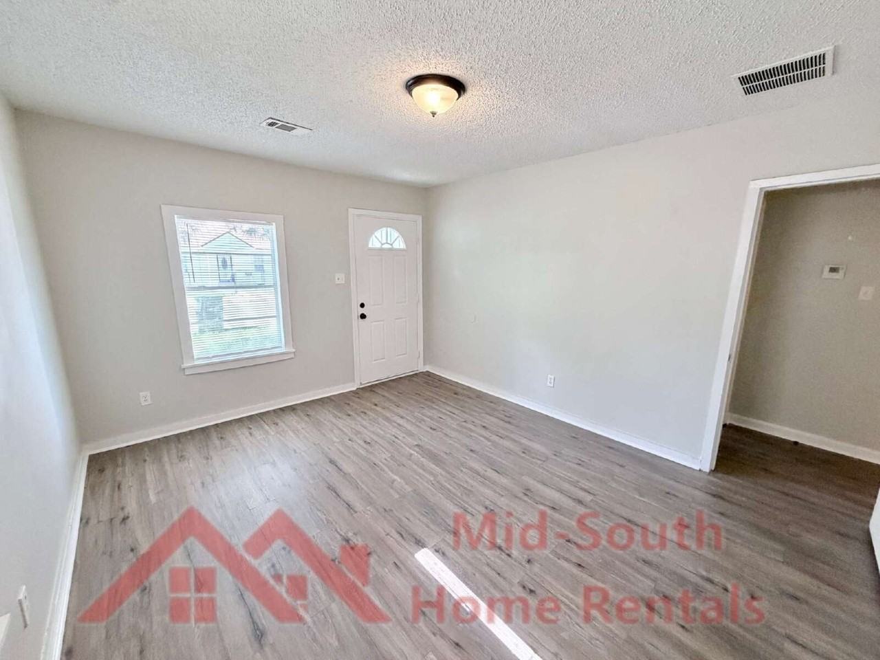 2622 Whitman Ave - Photo 6 of 16